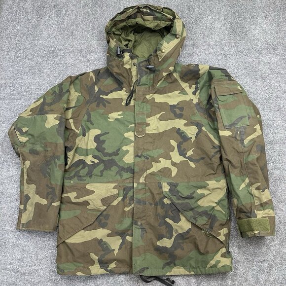 VINTAGE US Military Jacket Parka Medium Gore-Tex Woodland Camo Cold Weather 90s